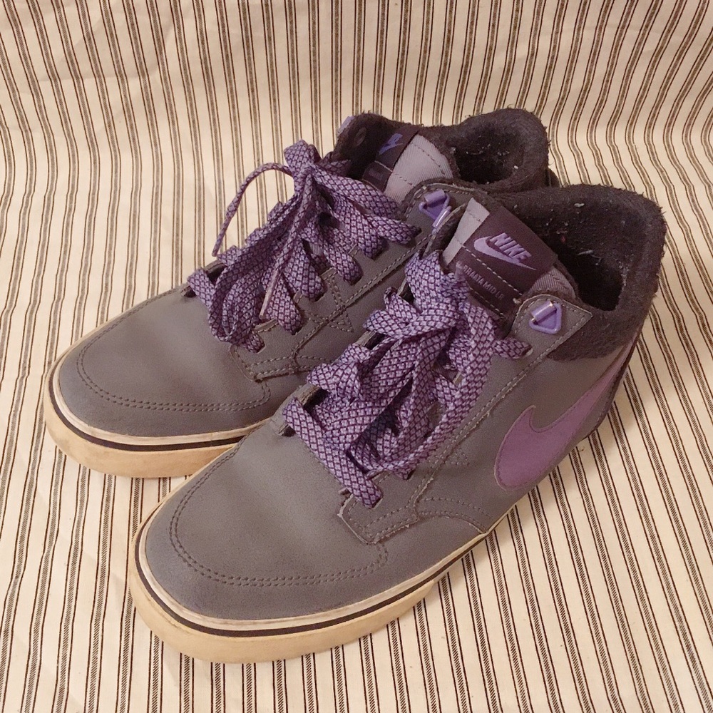 Nike Braata Mid LR